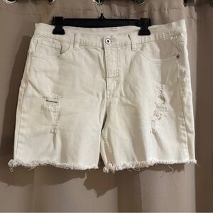 Women's D&Co. Distressed White Denim Shorts